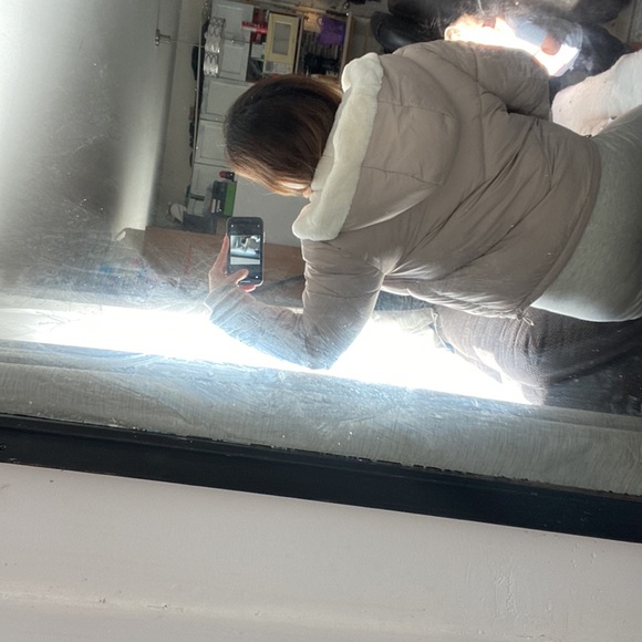 HOLLISTER PUFFER - Picture 4 of 5